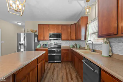 1014 Swinton Way, Westfield - 6