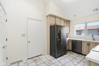 1051 Andalusia Grove, Indianapolis - 12