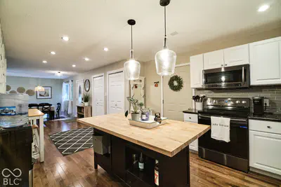 4668 E Leeward Cove, Martinsville - 26