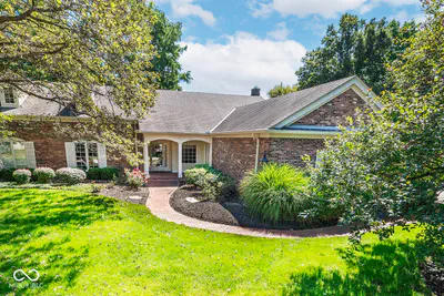 7925 Beaumont Green East Drive, Indianapolis - 4