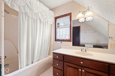 925 Oakwood Lane, Paoli - 35