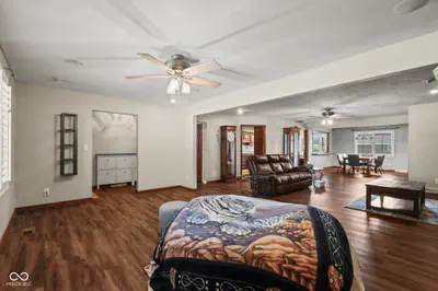 885 Broadway North Drive, Plainfield - 31