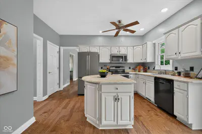 2119 Scarlet Oak Drive, Avon - 17