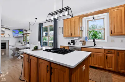 1020 Sunset Bay, Cicero - 16