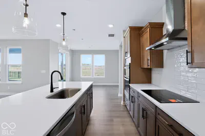 6689 Thresher Pass, McCordsville - 13