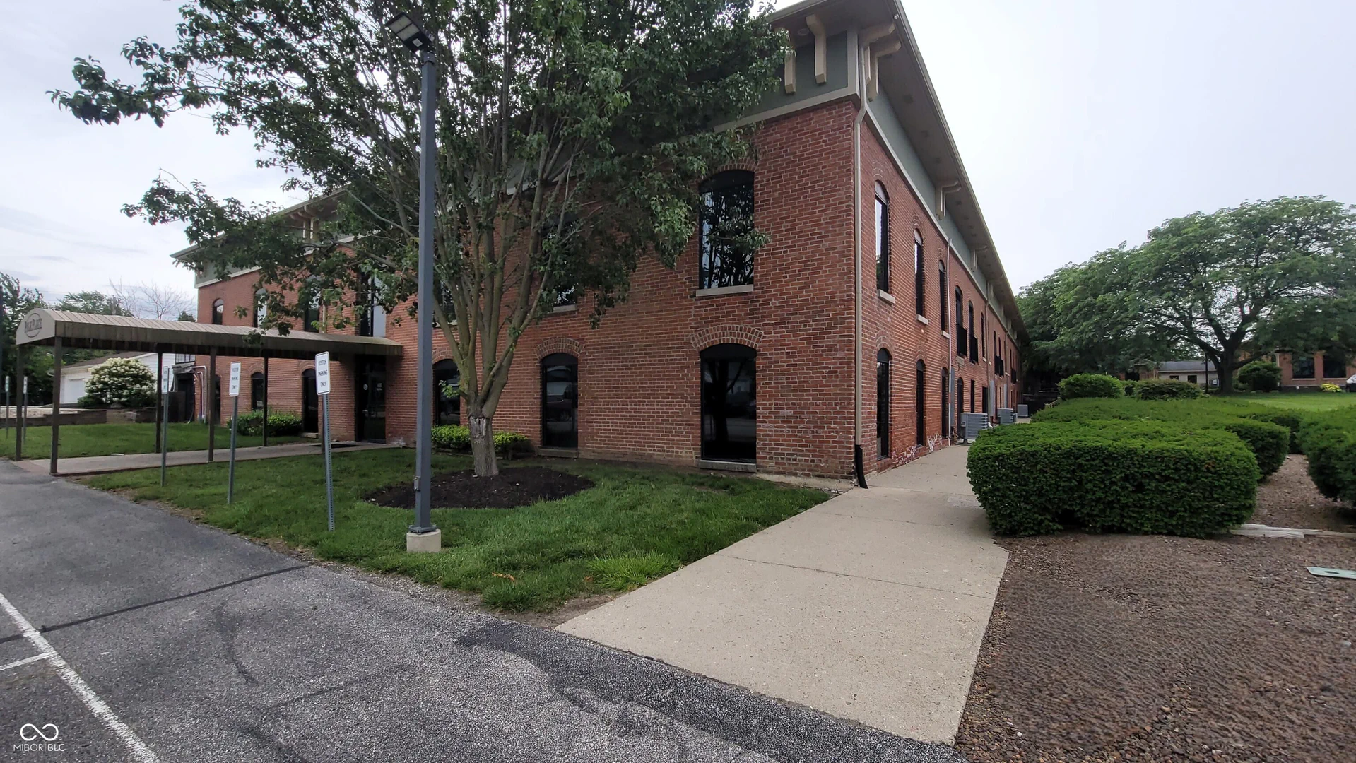 435 Main Street, Greenwood