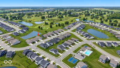 7412 Harbor Town Drive, Whitestown - 2