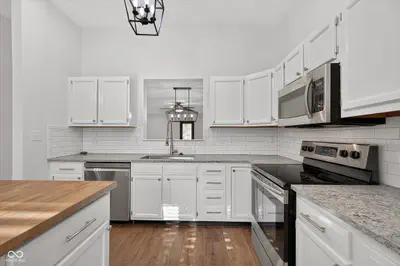 19277 Fox Chase Drive, Noblesville - 9