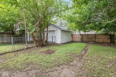 726 Exeter Avenue, Indianapolis - 26