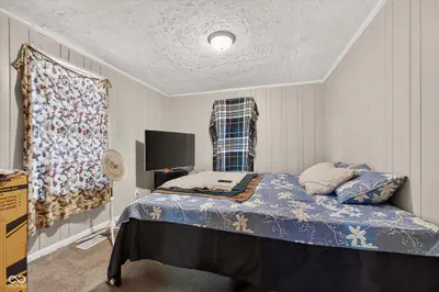 520 Ruddle Avenue, Anderson - 9
