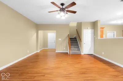 2322 Middle View Drive, Columbus - 9