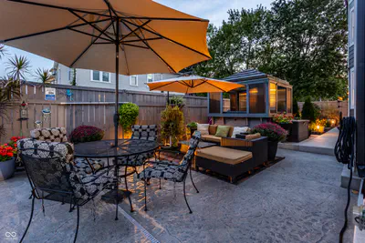 2429 Carrollton Avenue, Indianapolis - 54