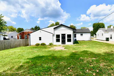 129 E McKenzie Road, Greenfield - 10