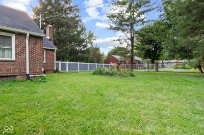6461 Madison Avenue, Indianapolis - 24
