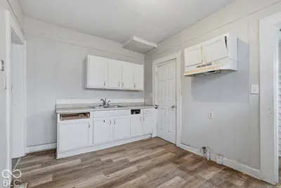 3326 Park Avenue, Indianapolis - 29