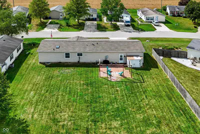 150 Sunset Court, Cicero - 46