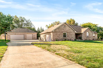 965 Upland Court, Mooresville - 2