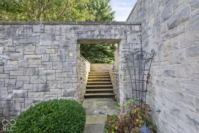4601 Legacy Drive, Muncie - 105