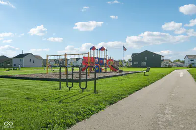 2065 Oak Terrace Court, Shelbyville - 39