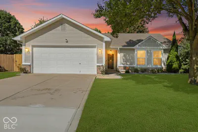 9904 Comb Run Court, Avon