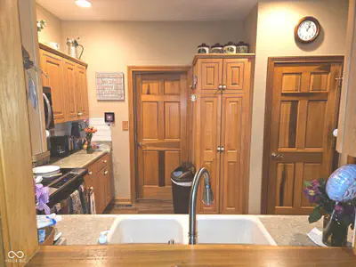 1755 Walnut Trace, Greenfield - 10