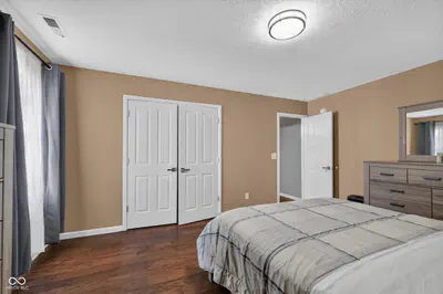 8642 Black Stone Xing, Avon - 41
