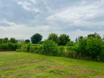 8122 Hall School Road, Monrovia - 57
