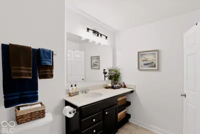 10510 Fox Hunt Road, Fishers - 40