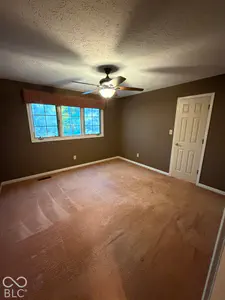 2065 Oldfields Circle South Drive, Indianapolis - 20