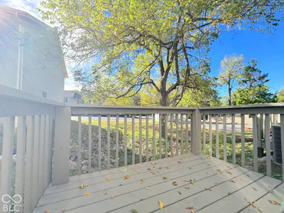 644 Sherwood Hills Drive, Bloomington - 4