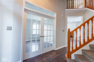 8302 Crystal Pointe Lane, Indianapolis - 6