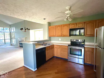 7359 Harbour Point, Indianapolis - 14