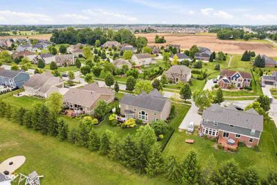 1188 Clearwell Drive, Greenwood - 48