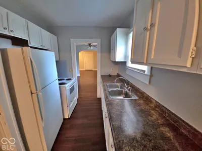 411 W 39th Street, Indianapolis - 11