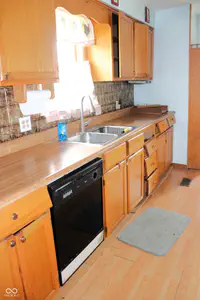 5022 University Avenue, Indianapolis - 28