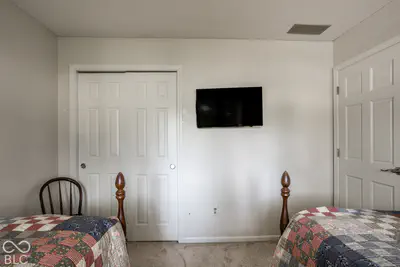 531 Village Drive, Carmel - 32