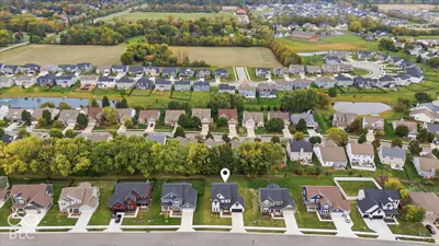 6798 W Buck Stone Drive, McCordsville - 38
