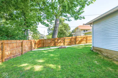 4060 Broadway Street, Indianapolis - 34