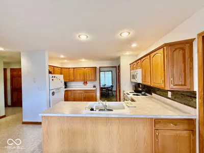 8621 County Road 425, Brazil - 17