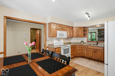 1048 Cobblefield Way, Greenfield - 19