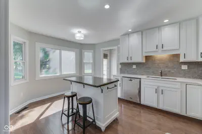 4275 Silver Hill Drive, Greenwood - 8