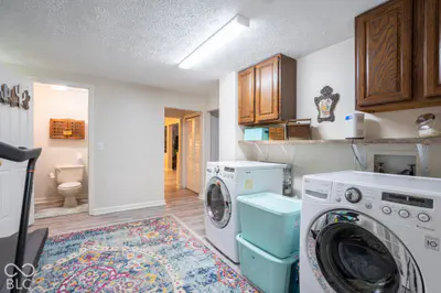 1744 1000, Fountaintown - 16