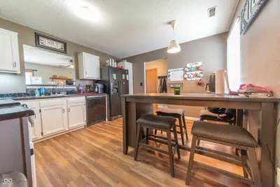 8027 Burbrink Drive, Columbus - 10