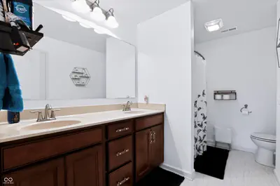 15648 Byrding Drive, Westfield - 35