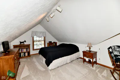 7061 Carrie Drive, New Palestine - 16