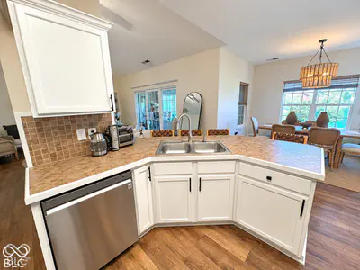 4352 W Summerhaven Drive, New Palestine - 11
