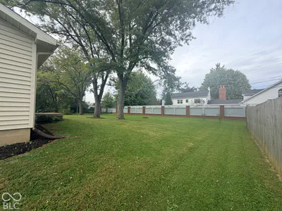 1112 Ranch Road, Connersville - 12