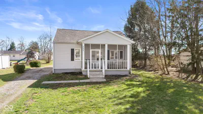 303 Park Avenue, Crothersville - 2