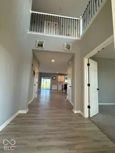 8241 Carnegie Lane, Zionsville - 2