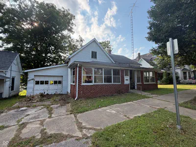 2129 H Street, Bedford
